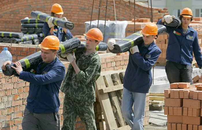 Областная детская больница в Гомеле объявлена молодежной стройкой